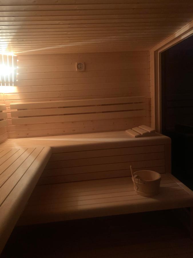 Apartman S Wellness Sluzbami Čerčany エクステリア 写真