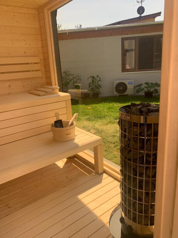 Apartman S Wellness Sluzbami Čerčany エクステリア 写真